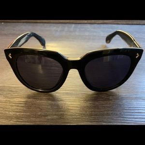 Never been worn Stella & Dot sunglasses